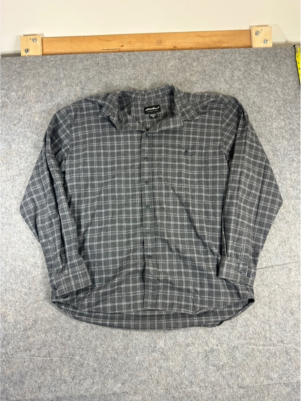 Vintage Eddie Bauer gray plaid button-up shirt Size XL Tall